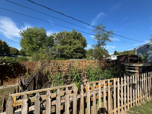 $182,500 | 616 Long Street, Brookville, IN 47012