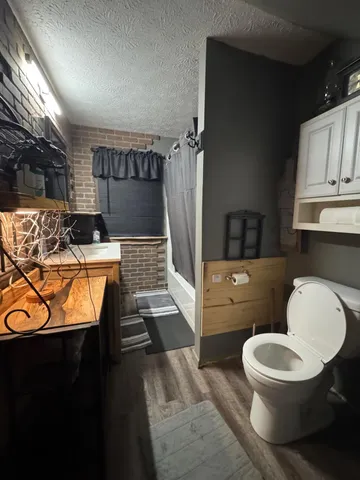 $182,500 | 616 Long Street, Brookville, IN 47012