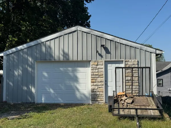 $174,900 | 616 Long Street, Brookville, IN 47012