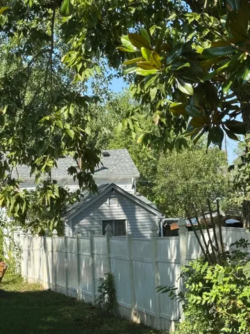 $182,500 | 616 Long Street, Brookville, IN 47012