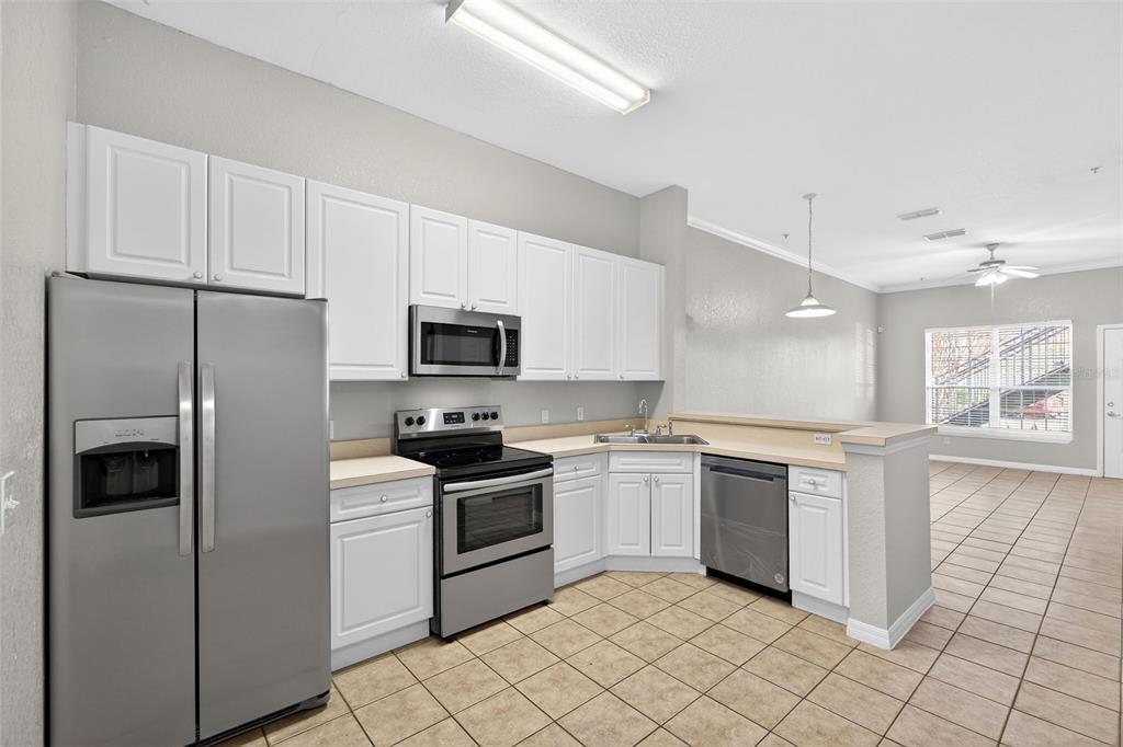 141 Reserve Circle, Unit 109 Oviedo, FL 32765 - Photo 3 of 20