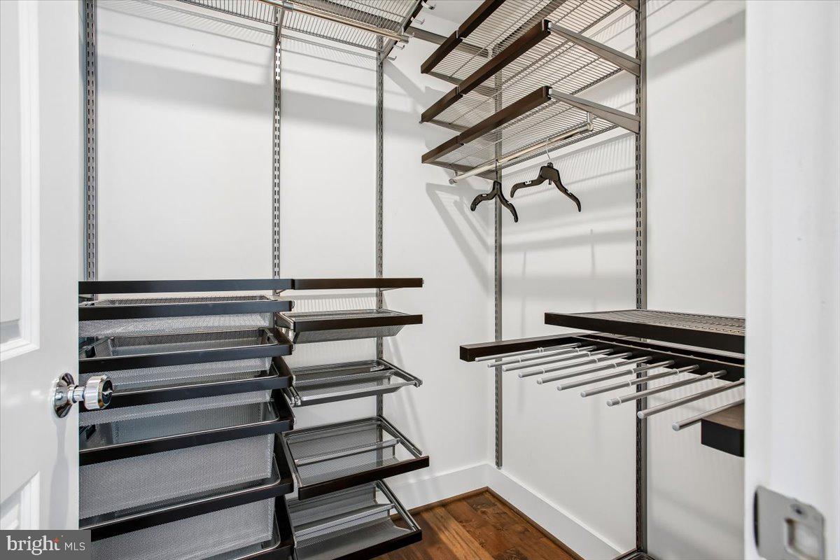 2865 Lowen Valley Road Alexandria, VA 22303 - Photo 35 of 80 Gallery Image 35