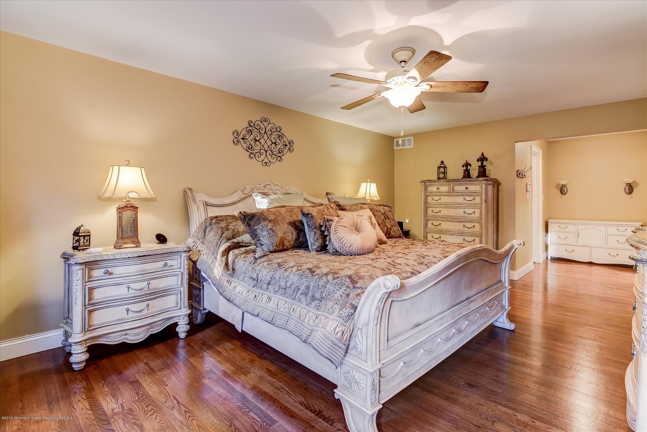 30 Tuppence Road Manalapan, NJ 07726 - Photo 16 of 30 Master 1