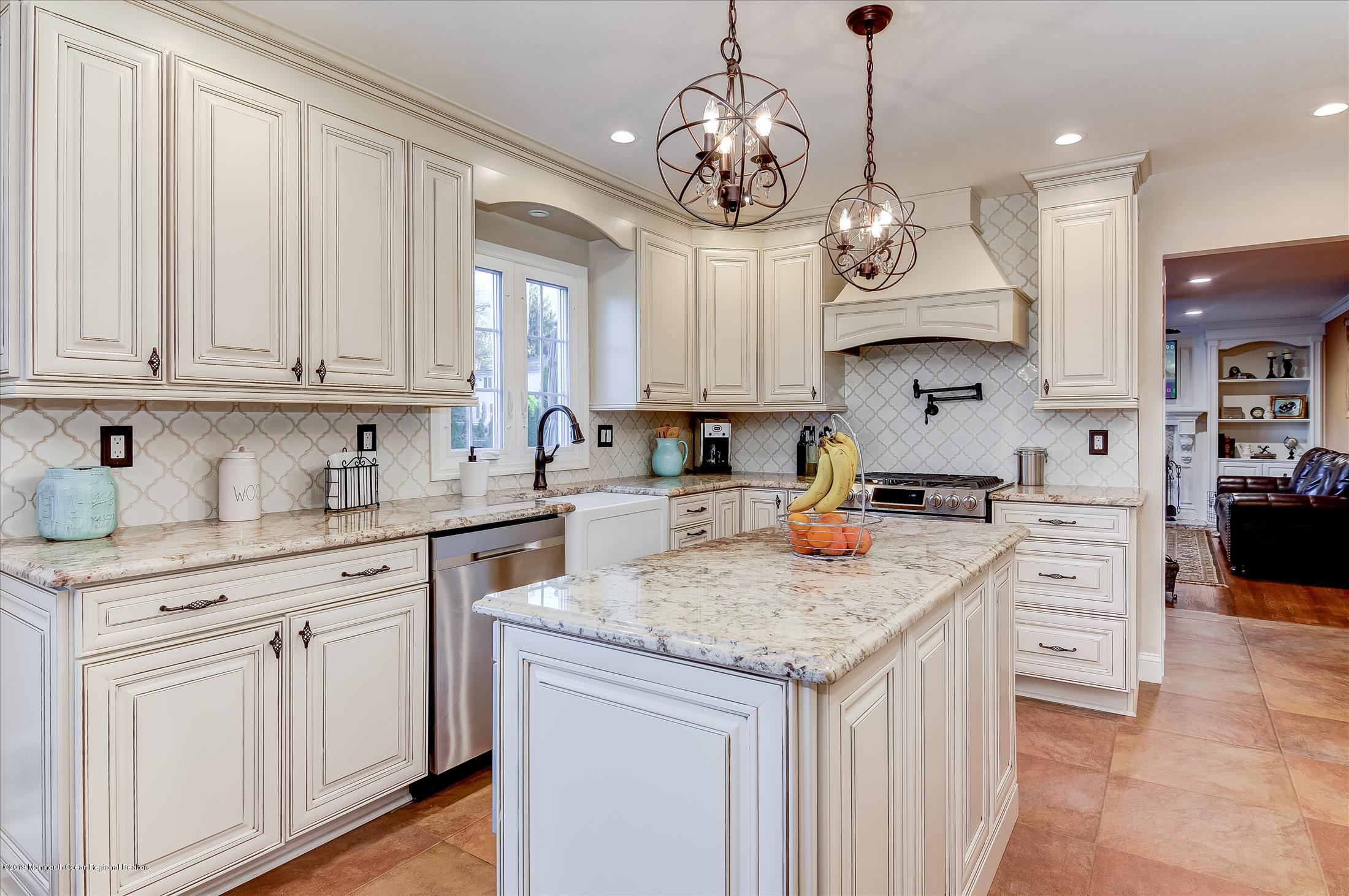 Kitchen1