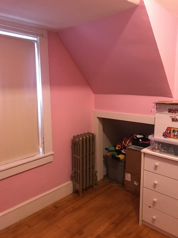 28-30 Cleveland Street Springfield, MA 01104 - Photo 6 of 18 Gallery Image 6