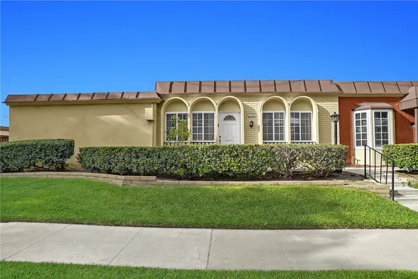 $595,000 | 1795 Glenoaks Avenue, Anaheim, CA 92801