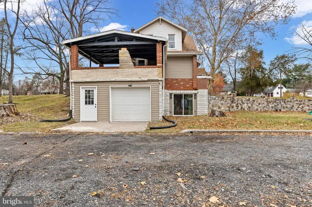 $375,000 | 3507 Union Deposit Road, Harrisburg, PA 17109