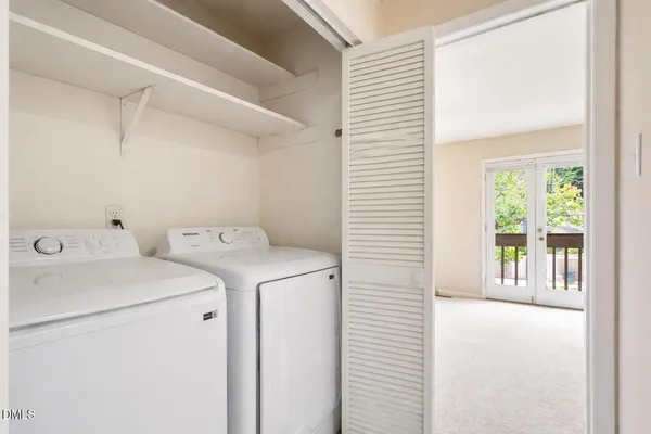 $225,000 | 250 South Estes Drive, Unit 31, Chapel Hill, NC 27514