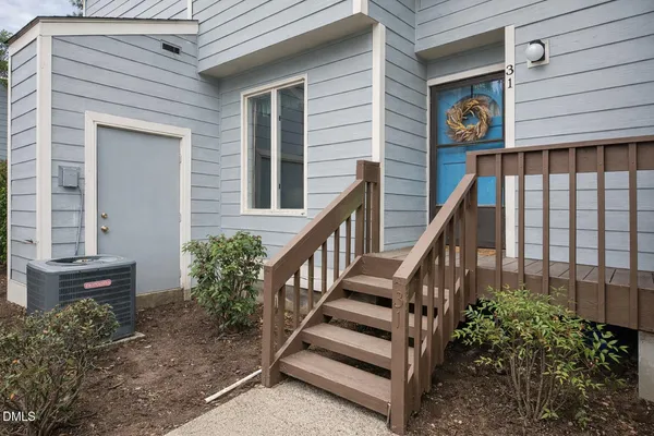 $225,000 | 250 South Estes Drive, Unit 31, Chapel Hill, NC 27514