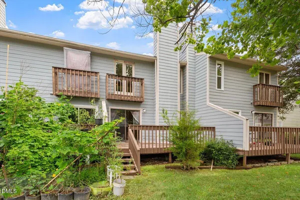 $225,000 | 250 South Estes Drive, Unit 31, Chapel Hill, NC 27514