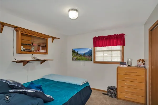 $330,000 | 24412 Kings Road, Crete, IL 60417