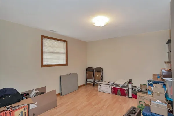 $330,000 | 24412 Kings Road, Crete, IL 60417