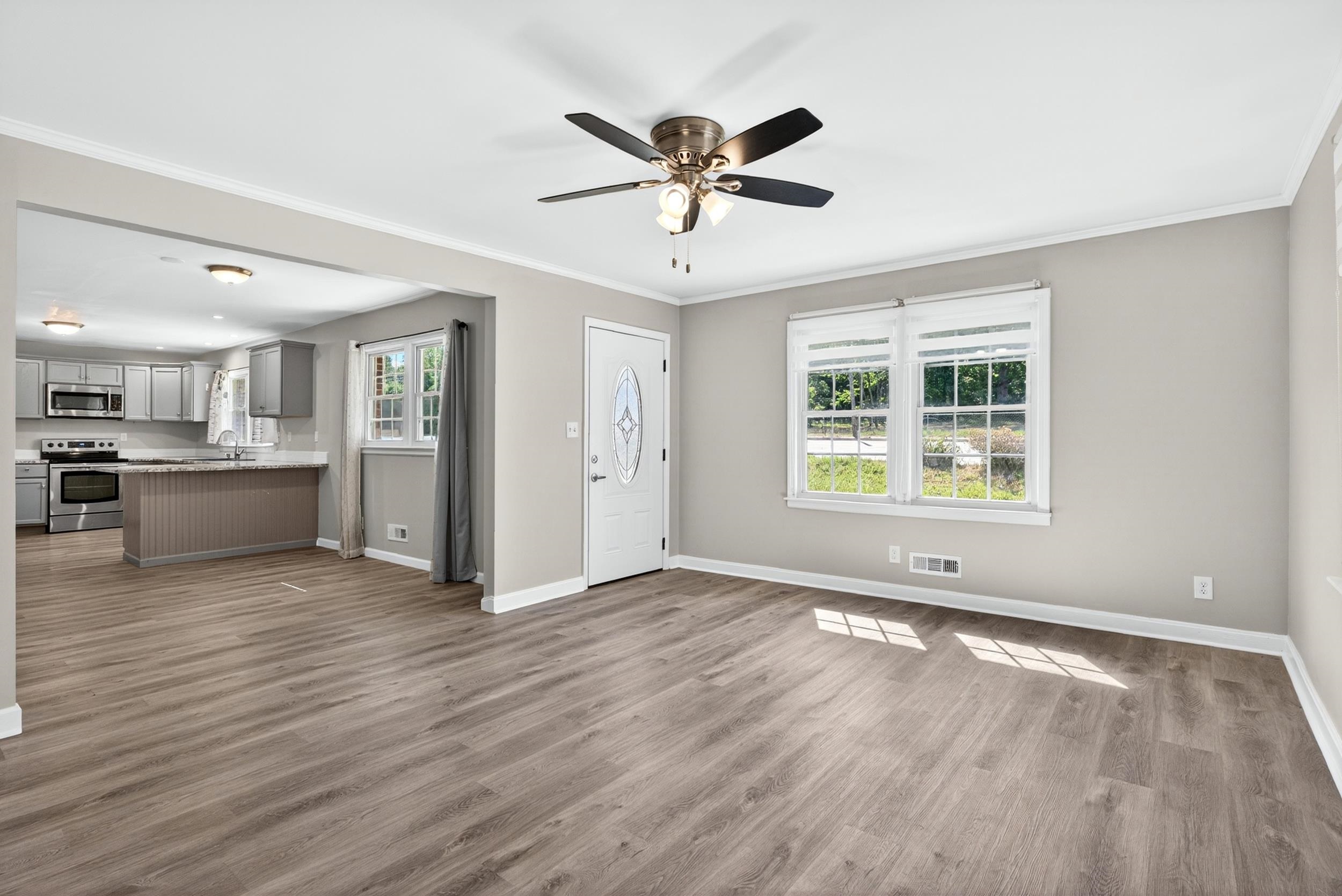 4853 South Main Street Cowpens, SC 29330 - Photo 6 of 36