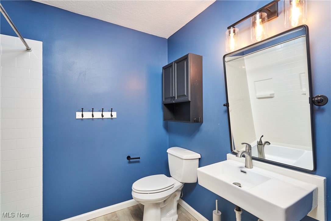 255 Harmony Hills Road Akron, OH 44321 - Photo 28 of 39