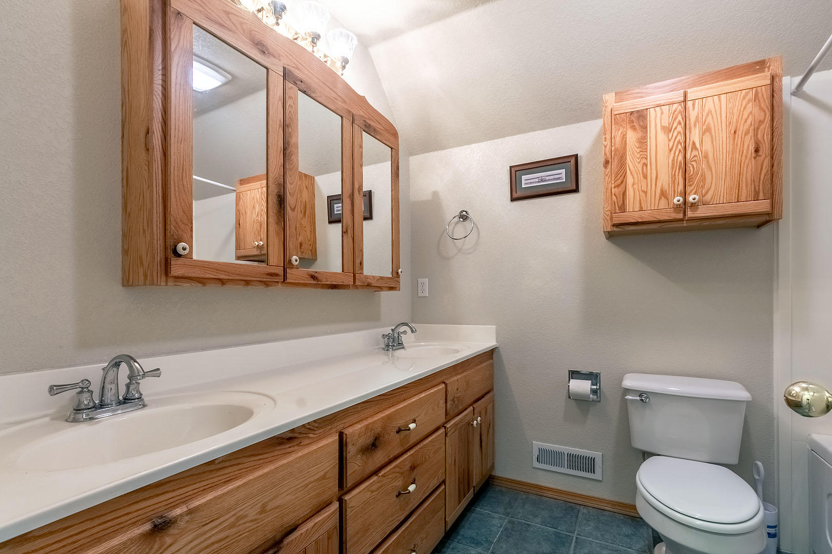 11128 Merganser Road Klamath Falls, OR 97601 - Photo 22 of 28 11128Merganser-22