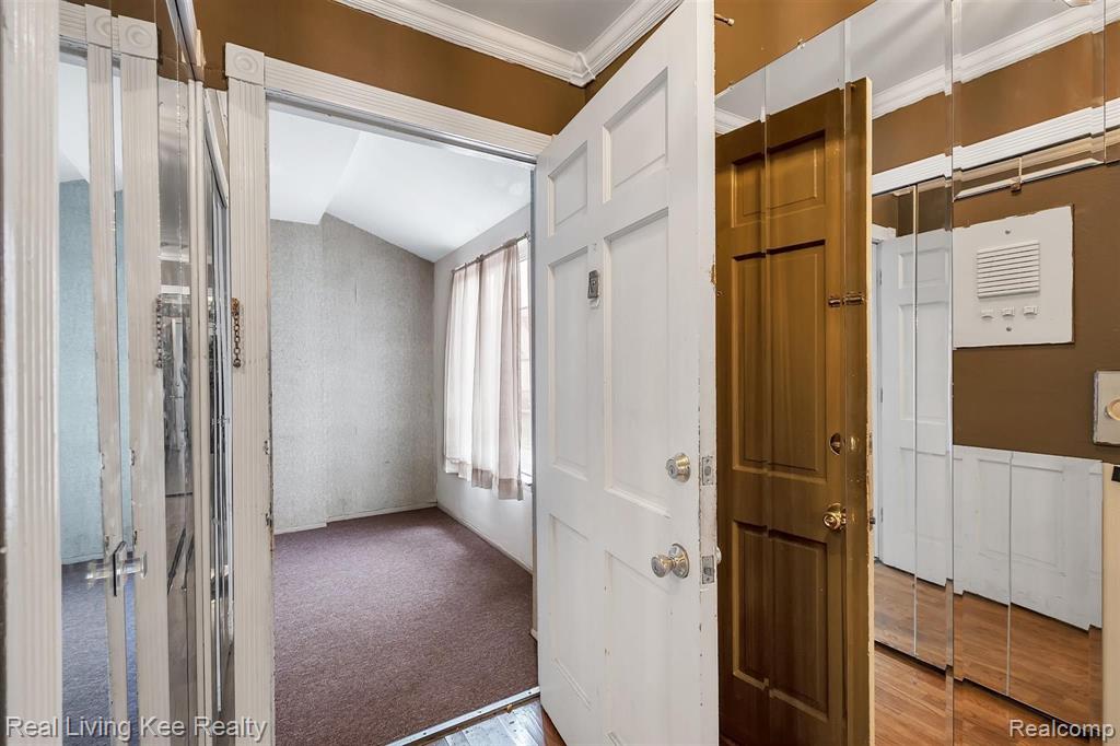 30240 Southfield Road, Unit 261 Southfield, MI 48076 - Photo 2 of 17