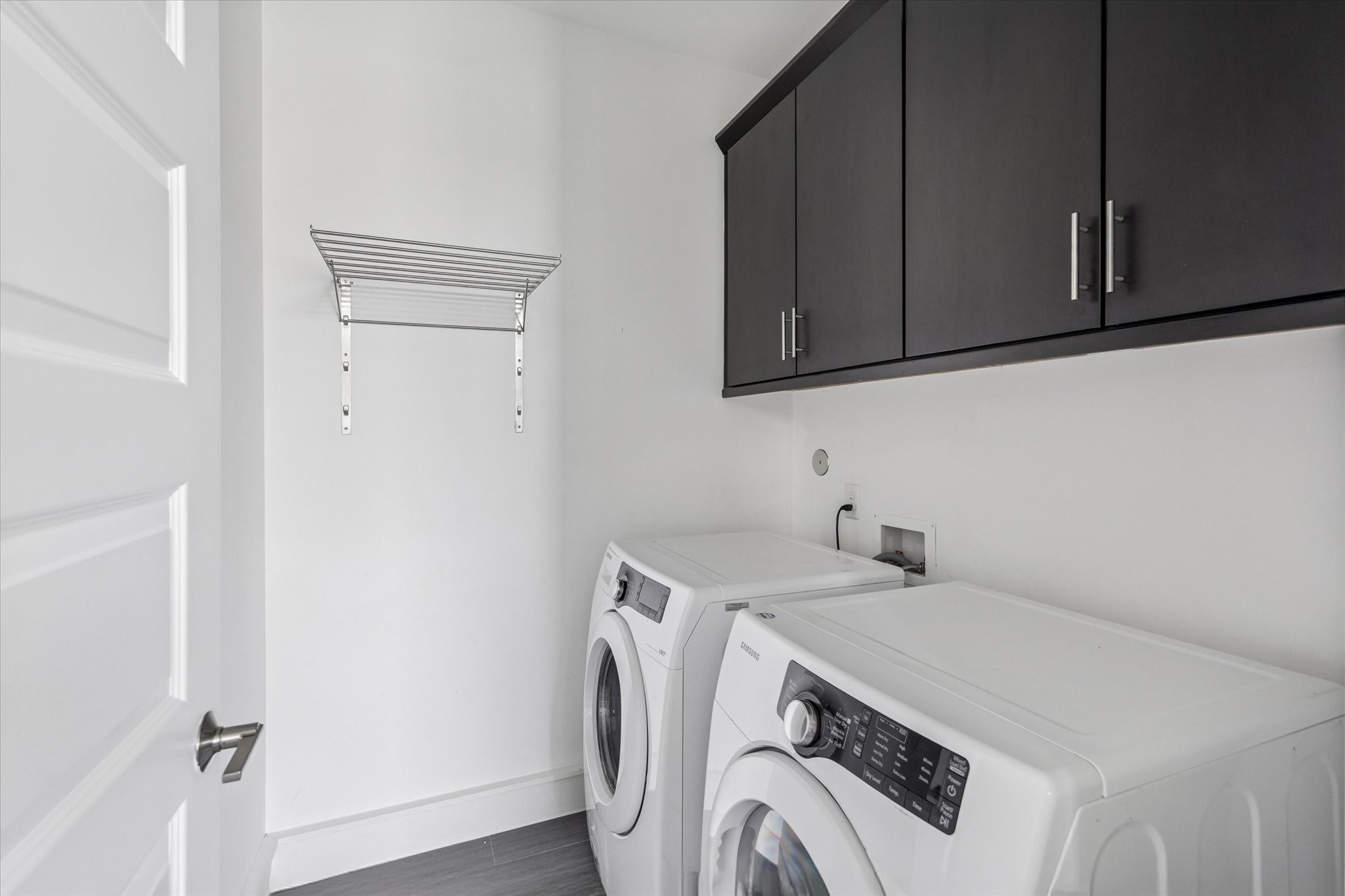 1522 Knox Street Houston, TX 77007 - Photo 24 of 43 a utility room with dryer and washer