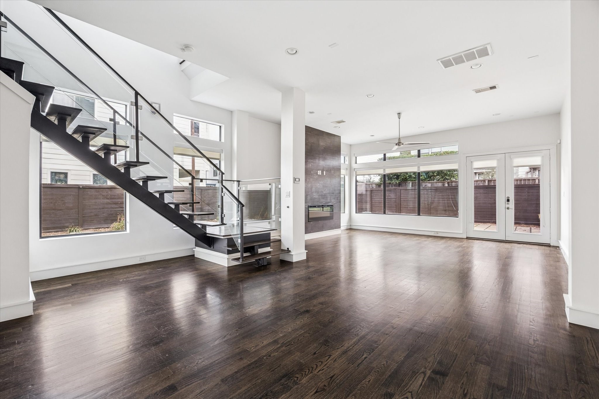 1522 Knox Street Houston, TX 77007 - Photo 36 of 43 a view of an entryway with wooden floor