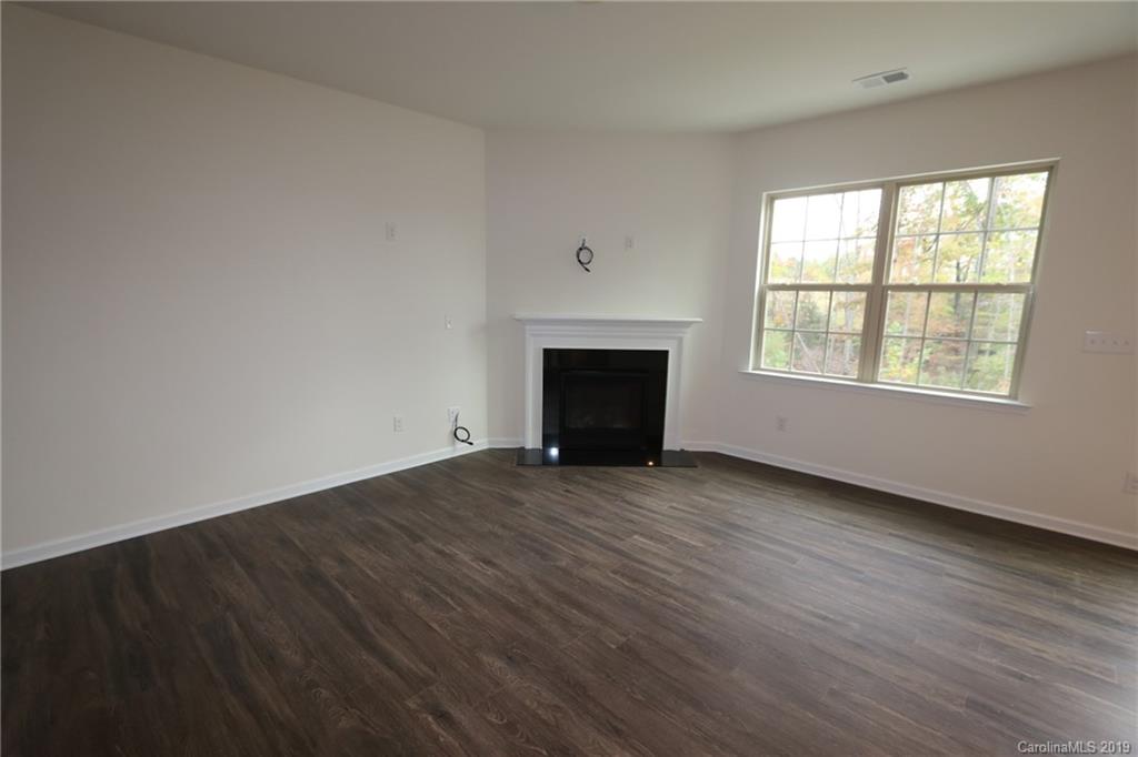625 Amber Meadows Way, Unit 274 Tega Cay, SC 29708 - Photo 3 of 11 Gallery Image 3
