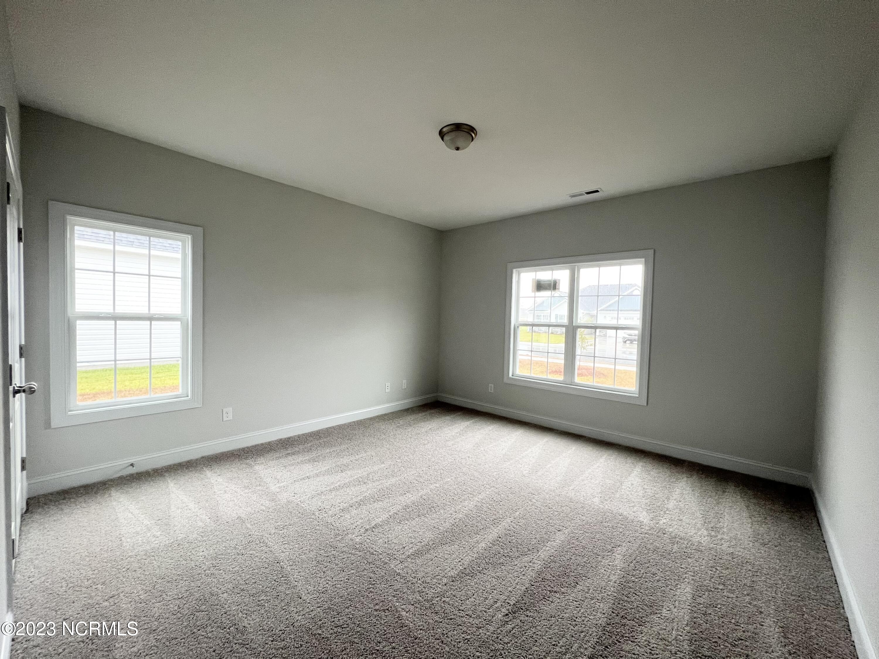 1002 Bluewater Boulevard New Bern, NC 28562 - Photo 21 of 33 IMG_8385