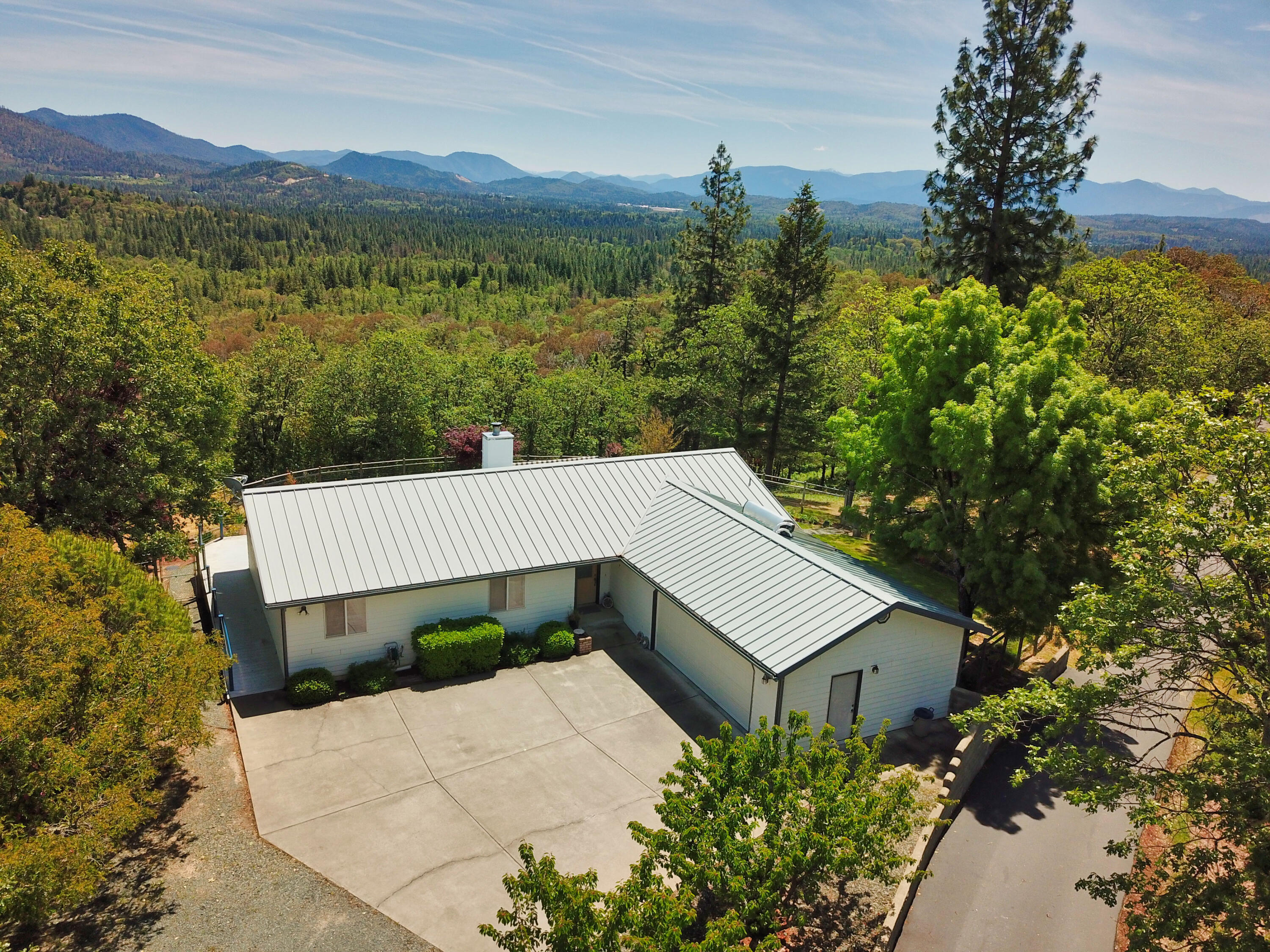 3080 Russell Road Grants Pass, OR 97526 - Photo 8 of 54 Russel Rd.-28