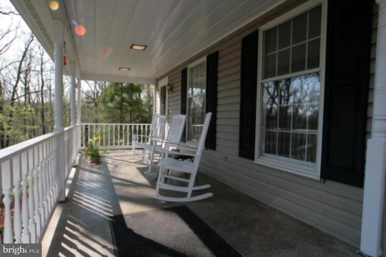 20905 Gunpowder Road Manchester, MD 21102 - Photo 3 of 29 porch