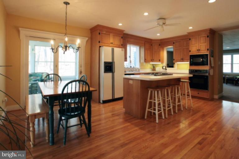 20905 Gunpowder Road Manchester, MD 21102 - Photo 8 of 29 kitchen