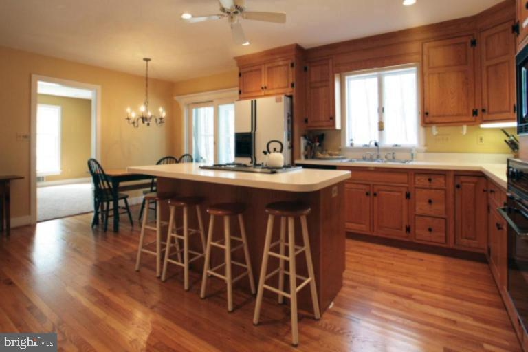 20905 Gunpowder Road Manchester, MD 21102 - Photo 9 of 29 kitchen