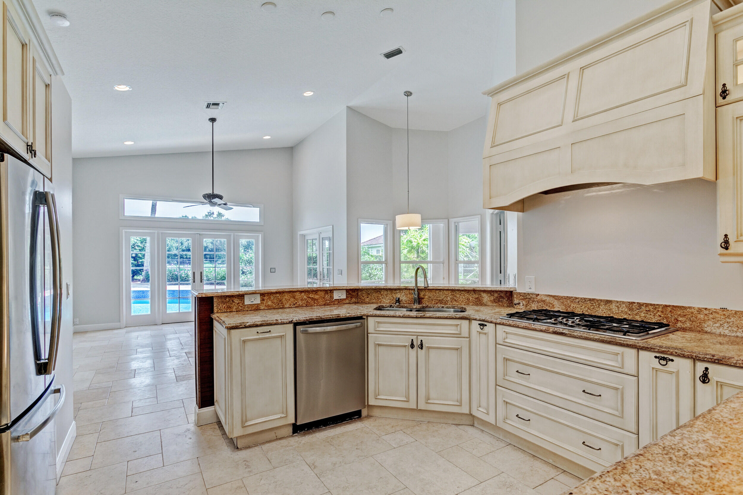 314 Hummingbird Point Jupiter, FL 33458 - Photo 13 of 71 Kitchen