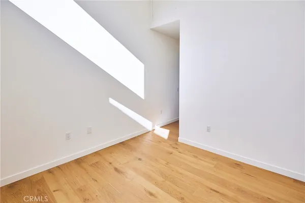 $4,400 | 929 East 68th Street, Unit C, Inglewood, CA 90302