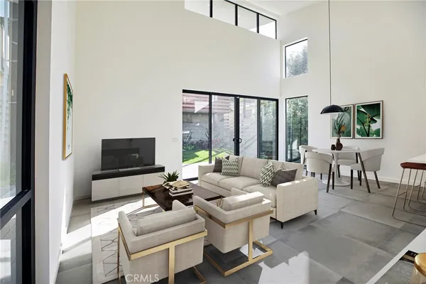 $4,400 | 929 East 68th Street, Unit C, Inglewood, CA 90302