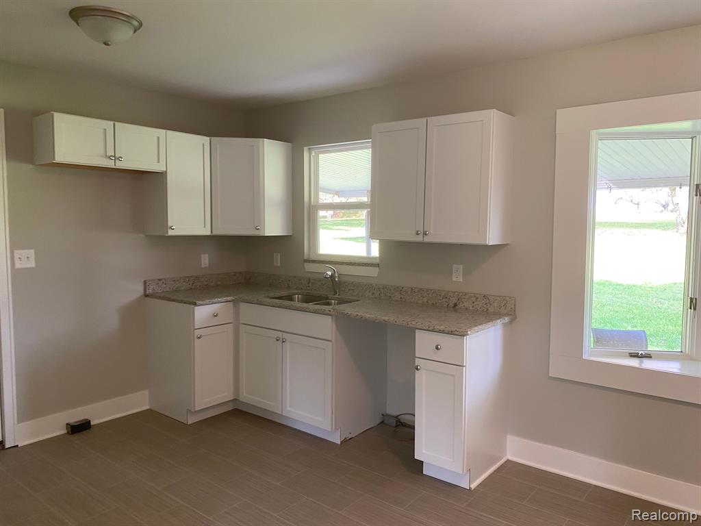 7760 Stow Road Fowlerville, MI 48836 - Photo 4 of 21