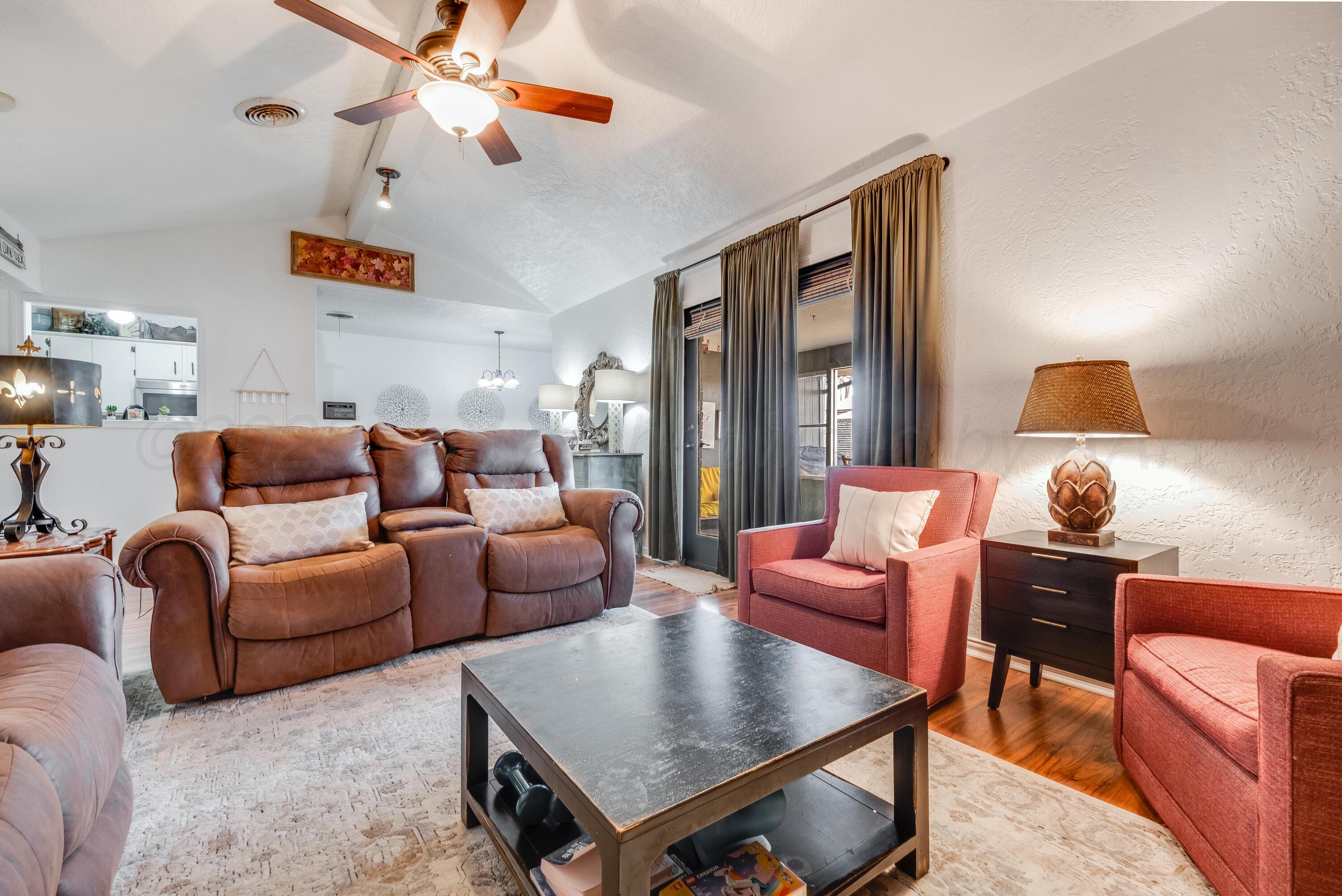 8126 Coronado Trail Amarillo, TX 79110 - Photo 15 of 40 Living Room 1 - 3