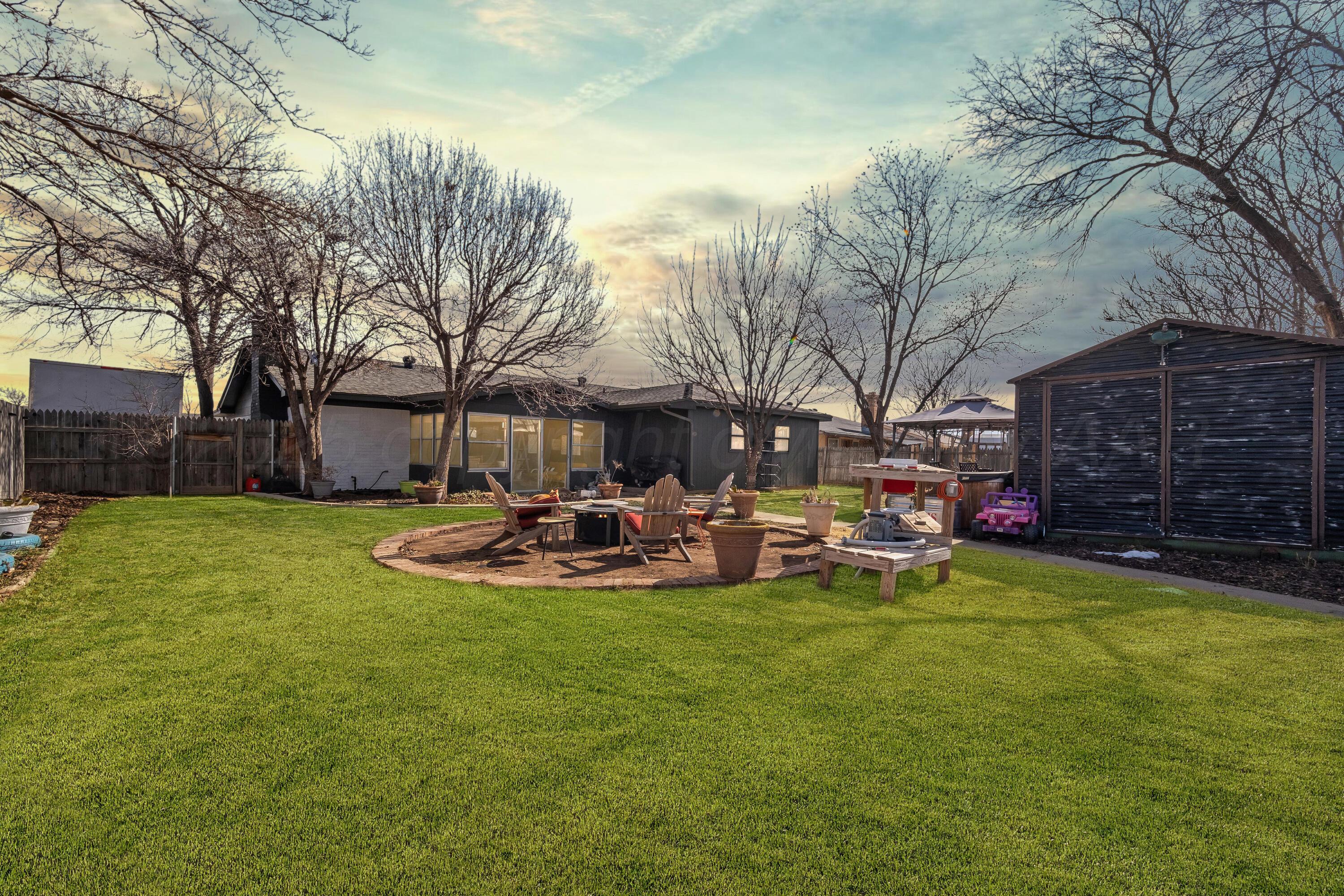 8126 Coronado Trail Amarillo, TX 79110 - Photo 29 of 40 Back-yard-3 (3)