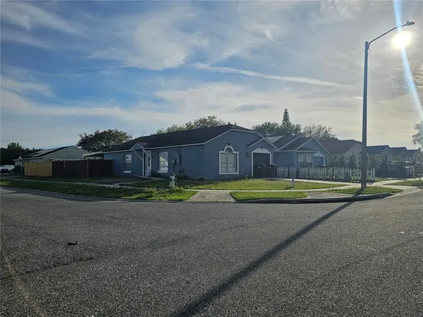 $2,250 | 992 Vista Palma Way, Orlando, FL 32825