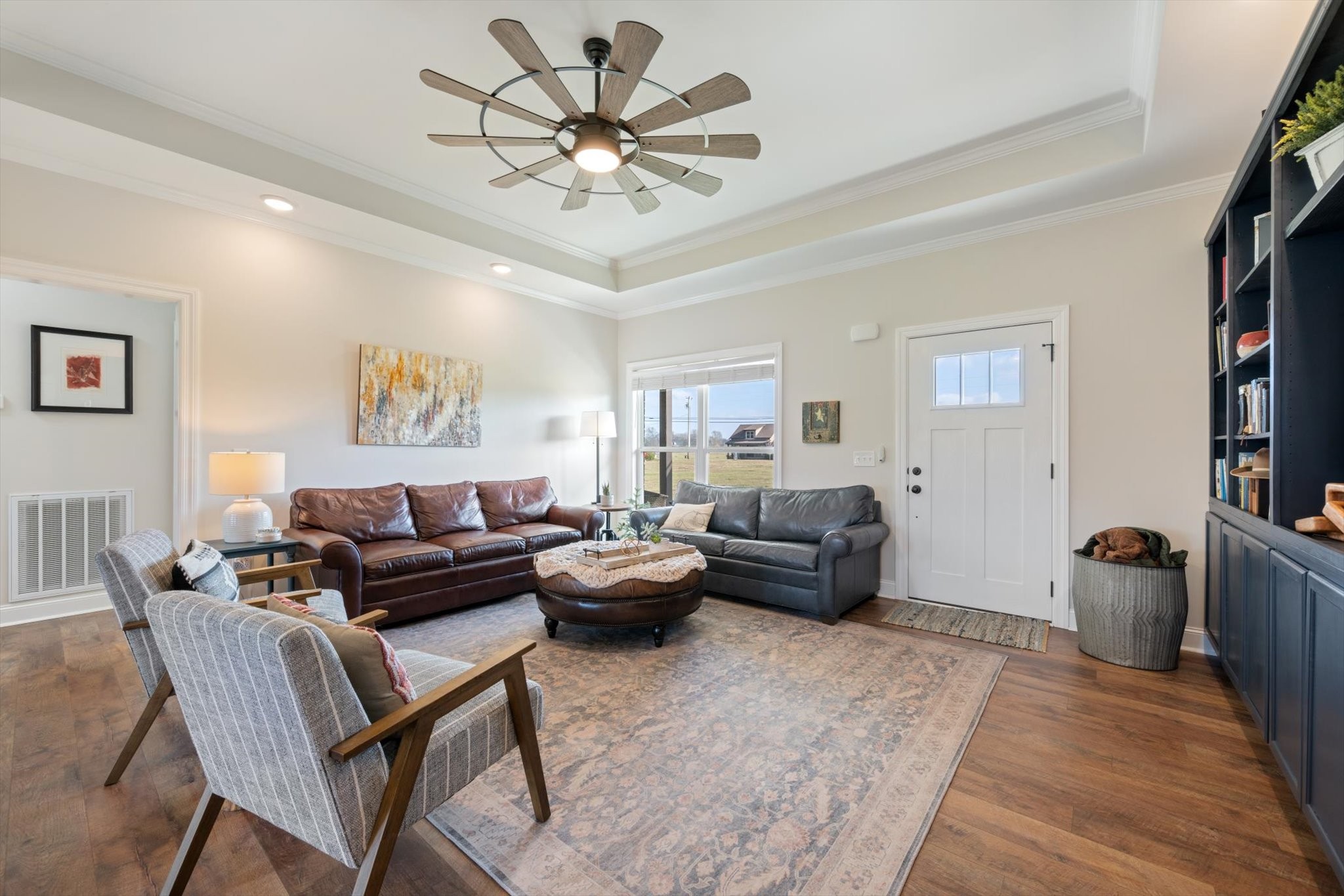 2057 Halls Mill Road Unionville, TN 37180 - Photo 6 of 36 a living room with furniture and a wooden floor