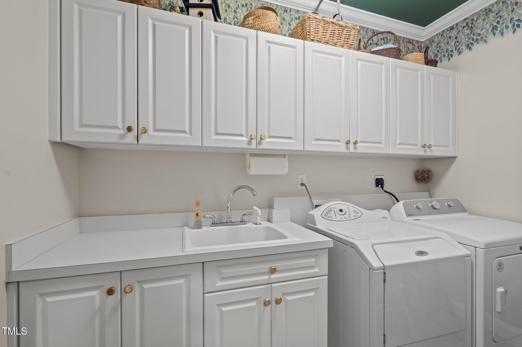7220 Dime Drive Raleigh, NC 27606 - Photo 19 of 47 Laundry