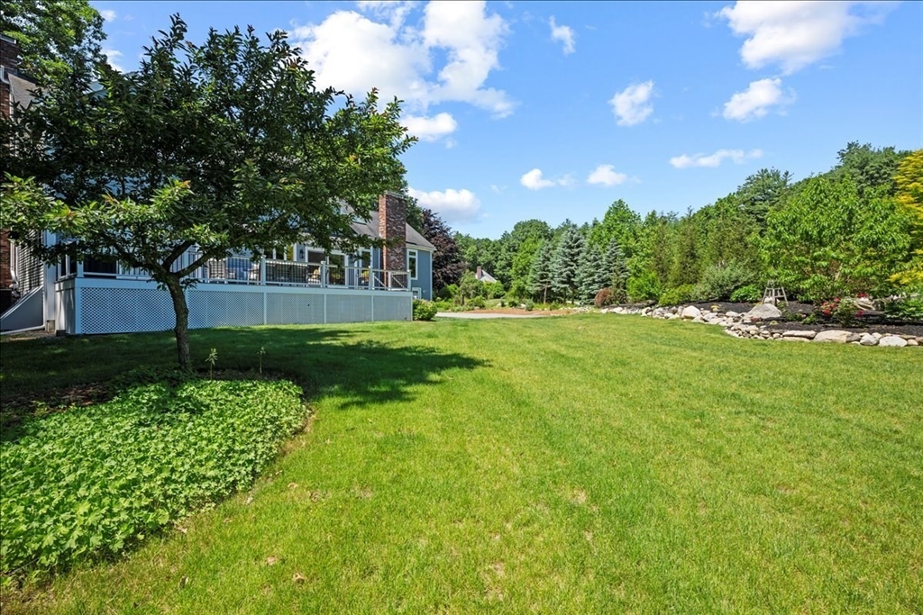 2 Fawcett Orchard Road Northborough, MA 01532 - Photo 31 of 42
