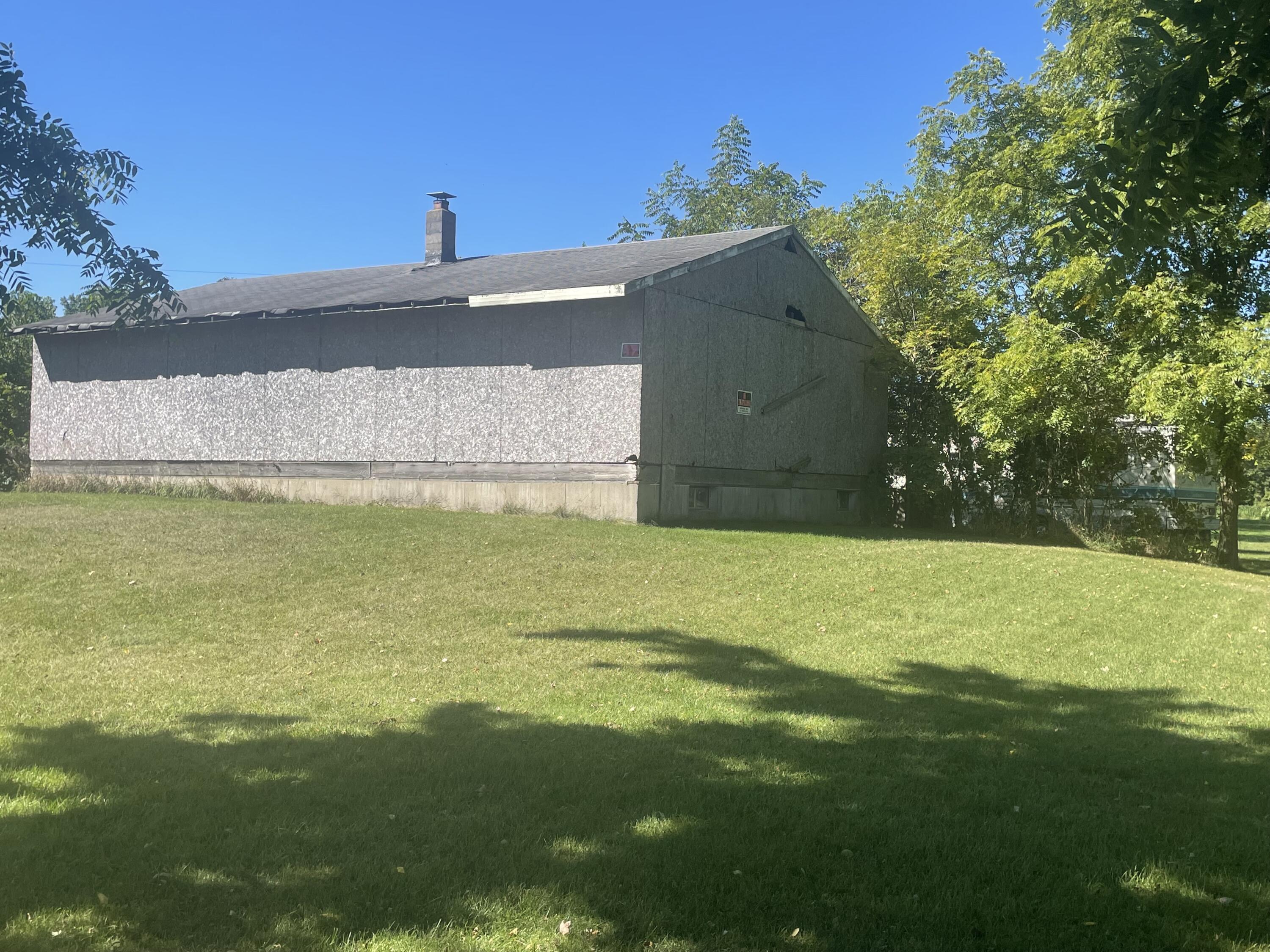 130 Osborn Road Bronson, MI 49028 - Photo 4 of 8 IMG_0095