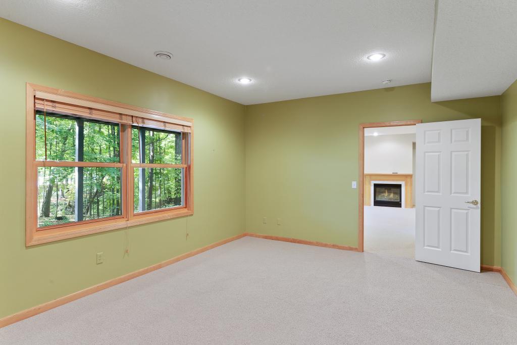 4812 Sparrow Road Minnetonka, MN 55345 - Photo 22 of 24