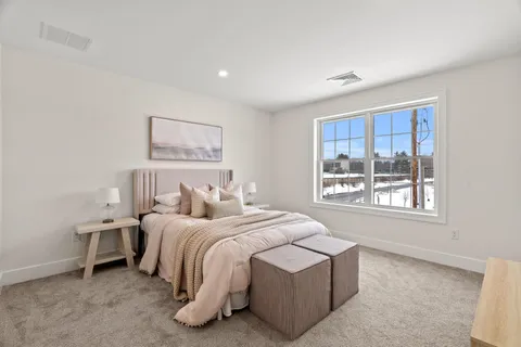 $424,000 | 15 Suffolk Drive, Unit 7, Concord, NH 03303