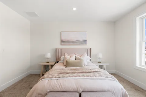 $424,000 | 15 Suffolk Drive, Unit 7, Concord, NH 03303