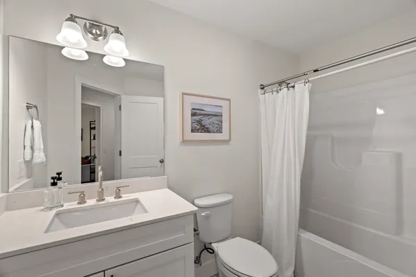 $424,000 | 15 Suffolk Drive, Unit 7, Concord, NH 03303