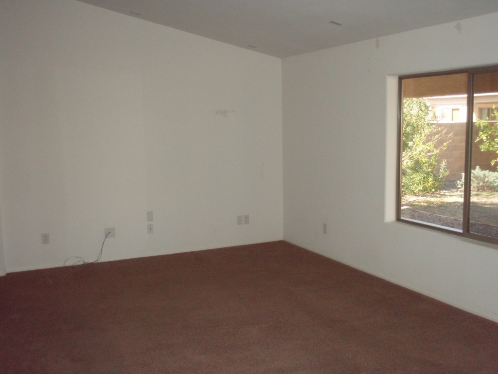 45238 West Rhea Road Maricopa, AZ 85139 - Photo 2 of 10 GREAT ROOM