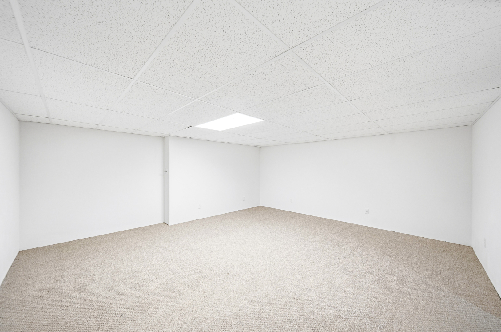 15207 Henry Road Morrison, IL 61270 - Photo 23 of 46 an empty room with a empty space