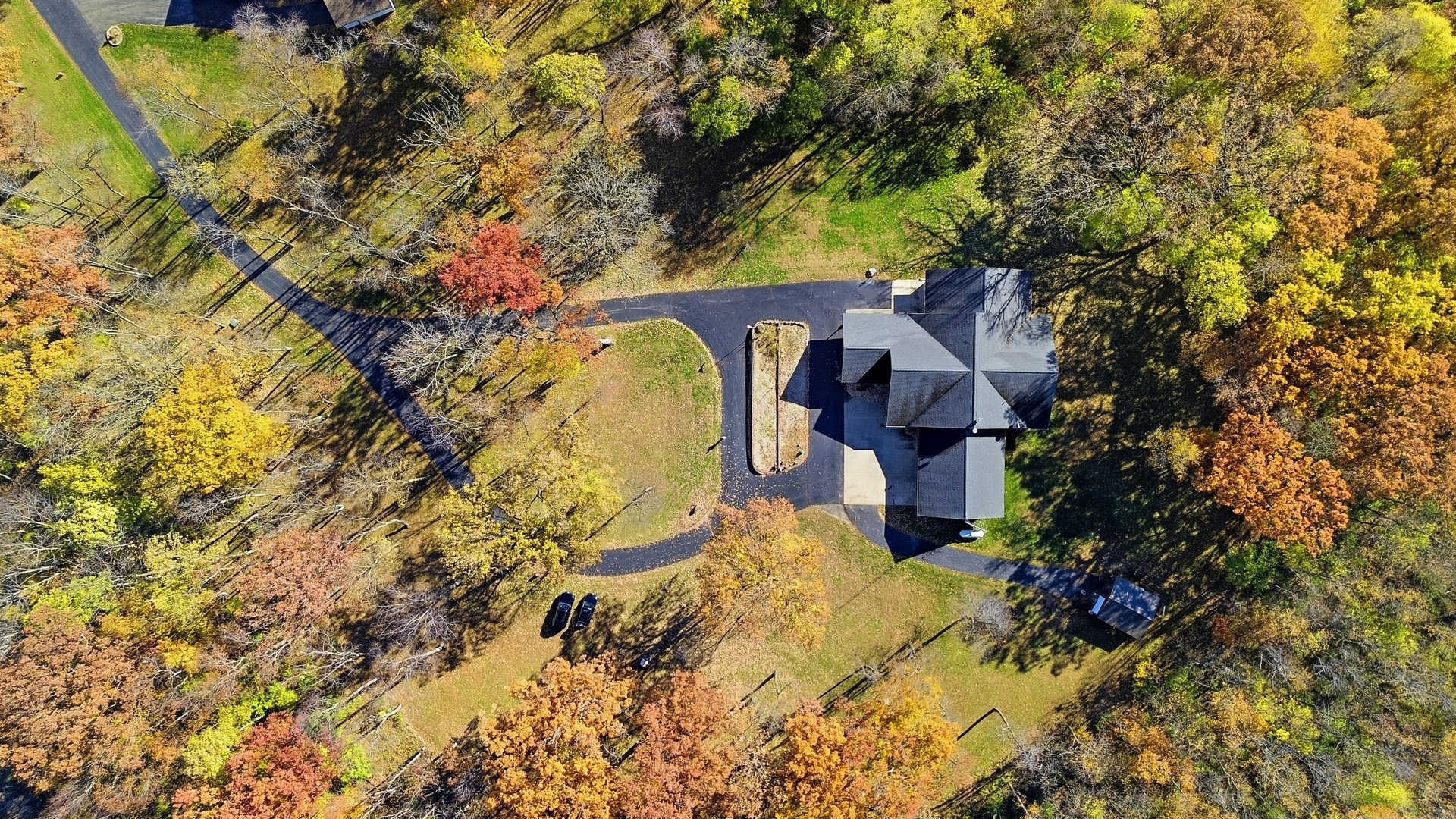 15207 Henry Road Morrison, IL 61270 - Photo 40 of 46 a view of a house with a tree