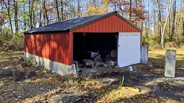 $675,000 | 15207 Henry Road, Morrison, IL 61270