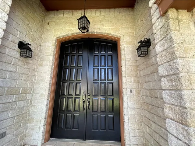 a view of entrance of the house