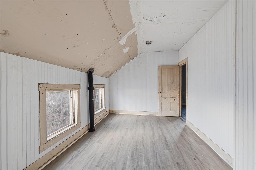 2229 South Main Street Fall River, MA 02724 - Photo 28 of 34