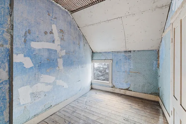 a view of bathroom with shower